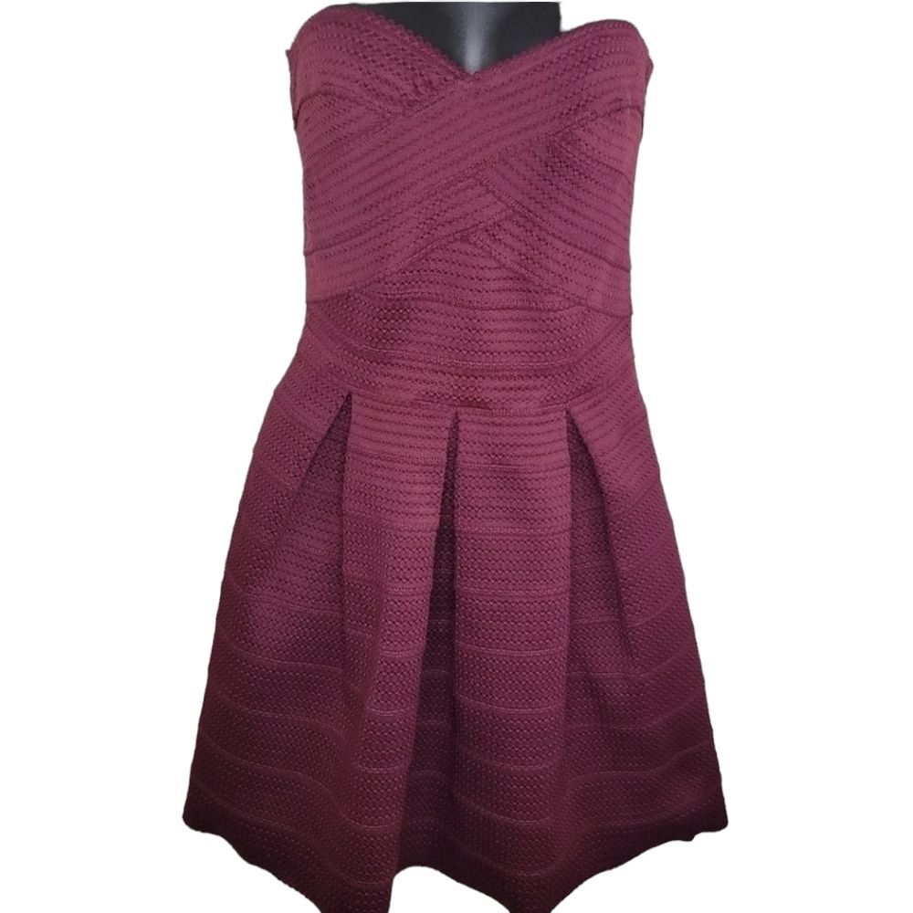 Express burgundy strapless bandage cocktail mini dress size medium